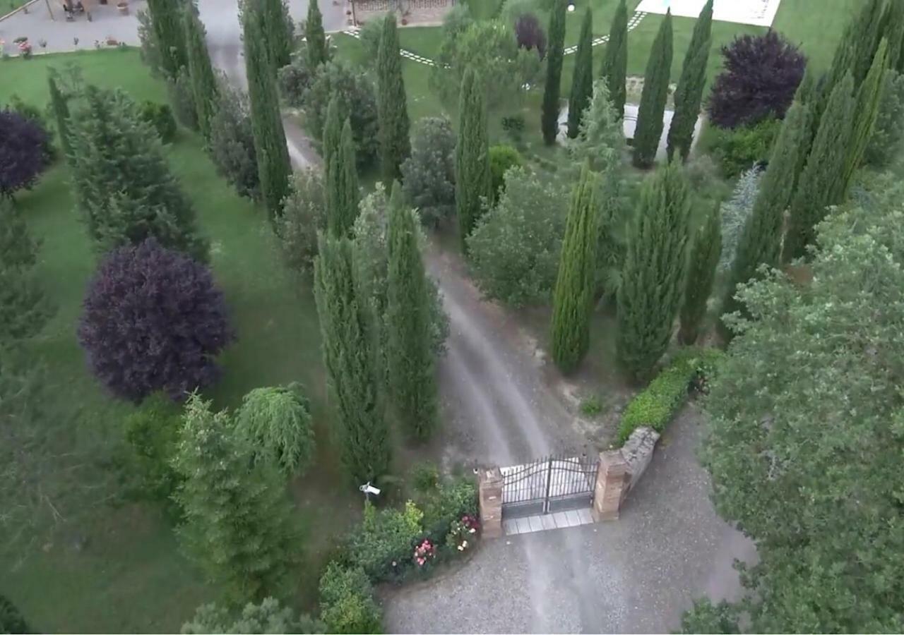 מונטרוני ד'ארביה Agriturismo San Pierino מראה חיצוני תמונה