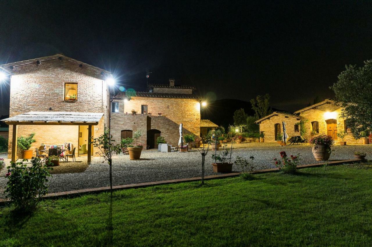 מונטרוני ד'ארביה Agriturismo San Pierino מראה חיצוני תמונה